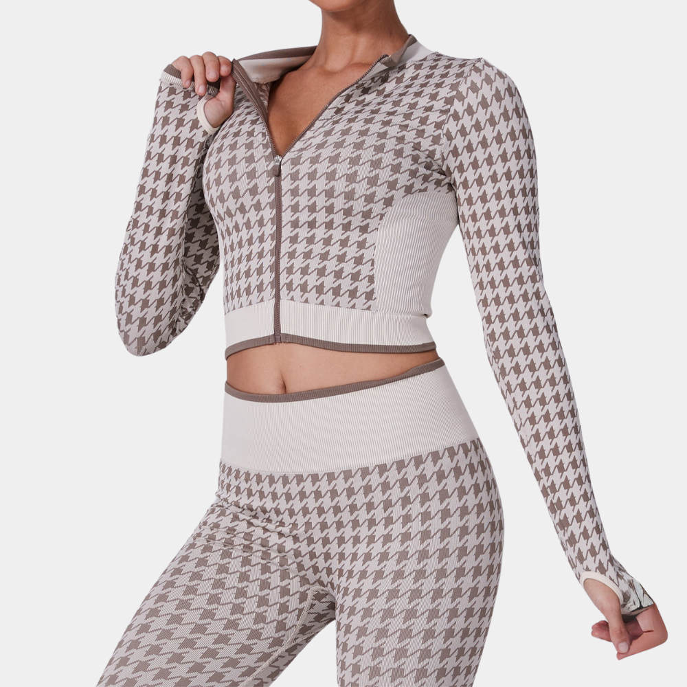 LINORA - Stylishes gemustertes Activewear-Set für Damen