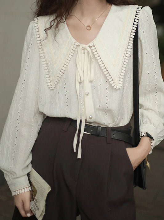 Fenja - Gestickte Bluse mit Kragen für Damen
