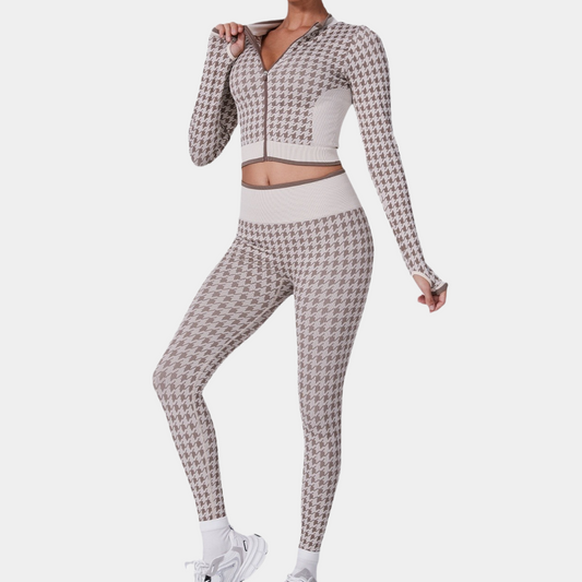 LINORA - Stylishes gemustertes Activewear-Set für Damen